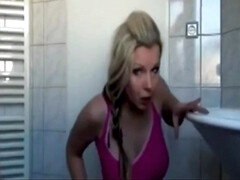 Amateur, Sucer une bite, Plantureuse, Éjaculation interne, Hôtel, Lingerie, Actrice du porno, Uniforme