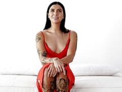 Mamada, Morena, Vestido, Pajear, Masturbación, Estriptis, Tatuaje, Adolescente