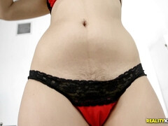Braunhaarige, Spermaladung, Behaart, Latina, Lecken, Masturbation, Piercing, Muschi
