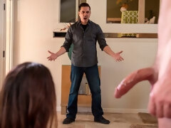 Culo grande, Morena, Estilo perrito, Pajear, Madres para coger, Estriptis, Tetas, Uniforme