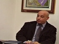 Любители, Брюнетки, Кончили внутрь, Волосатые, Секс без цензуры, Итальянки, Лизание, Секретарша