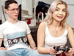 18 jaar, Blond, Hondjeshouding, Hd, Realiteit, Russisch, Geschoren, Tiener