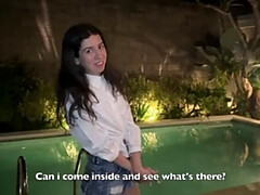 Beauté, Éjaculation interne, Fait maison, Énorme, Piscine, Public, Rugueux, Adolescente