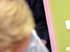 Blond, Pijpbeurt, Duits, Brillen, Hardcore, Natuurlijke tieten, Kantoor