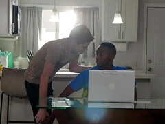 Cul, Grosse bite, Sucer une bite, Gorge profonde, En levrette, Hd, Interracial, Chevaucher