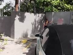 Любители, Минет, Брюнетки, В машине, Сперма на лице, Хд, Натуральные сиськи, Наездница