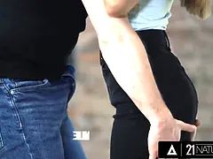 アナル, フェラチオ, イマラチオ, エロティック, 指いじり, なめる, 小柄, 馬乗り