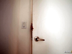 アメリカ人, フェラチオ, 女 人男 人, ハードコア, なめる, マスク, 剃毛, 締まりの良い