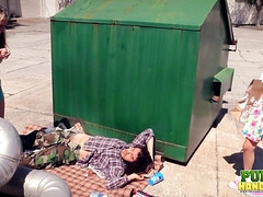 Brunette brune, Tir de sperme, Faciale, Branlette thaïlandaise, Hd, Fait maison, Public, Plan cul à trois