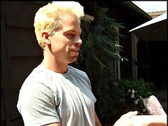 Grosser schwanz, Blasen, Spermaladung, Hardcore, Milf, Im freien, Pool, Rotschopf