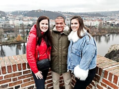 Leie, Schlafzimmer, Grosser arsch, Grosser schwanz, Grosse titten, Blasen, Hundestellung, Milf