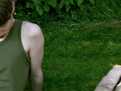 Grosser schwanz, Paar, Schwul, Handjob, Masturbation, Im freien, Öffentlich, Dürr