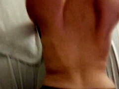 18 jaar, Enthousiasteling, Grote mammen, Stel, Sperma shot, Voetbeurt, Gezichtspunt, Tiener