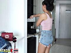 Enthousiasteling, Aziatisch, Mooi, Grote lul, Sperma, Eerste keer, Hardcore, Zuigen