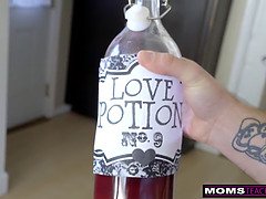 Pijpbeurt, 1 man 2 vrouwen, Hardcore, Hd, Klein, Gezichtspunt, Tiener, Trio