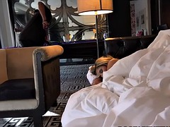 Grosse bite, Blonde, Plantureuse, Faciale, Interracial, Suçant, Tatouage