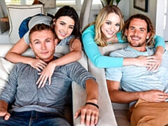 Leie, Grosser schwanz, Braunhaarige, Hundestellung, Flotter vierer, Dürr, Jungendliche (18+), Titten