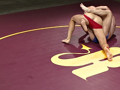 緊縛, ゲイ, 下着, 筋肉, タトゥー, おもちゃ