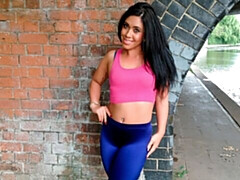 Amateur, Gros cul, Gros seins, Brunette brune, Fille latino, Mère que j'aimerais baiser, Nue, Public