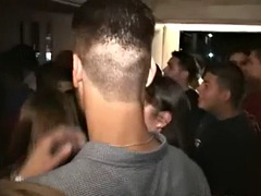 Amateur, Sucer une bite, Brunette brune, Collège université, Hard, Fête, Étudiant, Suçant