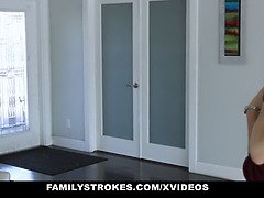 Brunette brune, Cousine, Tir de sperme, Hard, Hd, Rasée, Fils, Adolescente