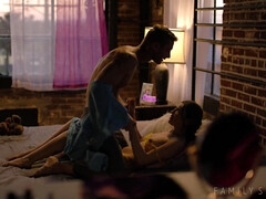 Arsch, Braunhaarige, Betrug, Familie, Küssen, Muschi, Hintern versohlen, Titten