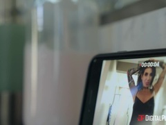 Arsch, Bad, Spermaladung, Schwanz, Piercing, Muschi, Tätowierung, Nass