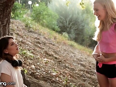 ブロンド, 茶髪の, カワイイ, チン, Hd, レズビアン, 乳首, ティーン