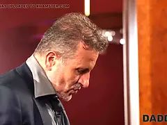 Schönheit, Grosser arsch, Grosse titten, Gehörnter ehemann, Papi, Schwarz, Freundin, Sohn