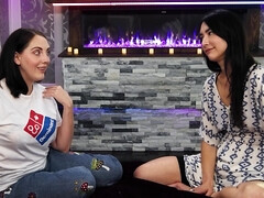 A MILF and a brunette feel better after oral sex