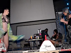 brunette babe kitty catherine takes a tremor ride