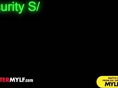 Grote mammen, Lul, Vingeren, Masturbatie, Moeder die ik wil neuken, Kantoor, Gezichtspunt, Tieten likken