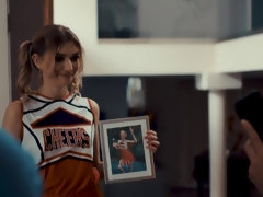 Grote mammen, Pijpbeurt, Pompom meid, Hondjeshouding, Vingeren, Tiener, Trio, Tieten likken