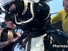 Stiefel, Weibliche domination, Latex, Maschinenfick, Herrin, Gummi, Sklave, Tätowierung