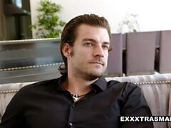 Brunette brune, Mignonne, Queue, En levrette, Léchez, Seins naturels, Pigtail, Adolescente