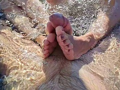 Leie, Füsse, Fetisch, Fußfetisch, Im freien, Pool, Pov, Flotter dreier