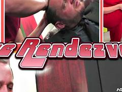 Grote mammen, Blond, Pijpbeurt, Hardcore, Rijpe lesbienne, Moeder die ik wil neuken, Secretaresse, Tieten likken