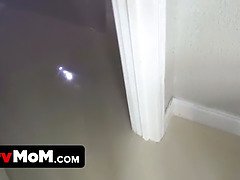 Blonde, Sucer une bite, Faciale, Talons, Lingerie, Masturbation, Mère que j'aimerais baiser, Seins naturels