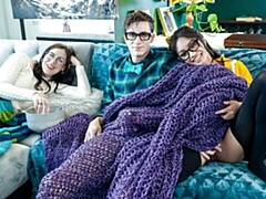 18 años, Asiático, Culo, Interracial, Tetas naturales, Flaco, Adolescente, Tetas