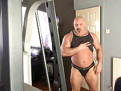 humungous Muscle cub