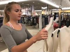 En gros plan de très près, Robe, Extrême, Masturbation, Orgasme, Solo, Gicler, Jouets