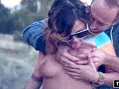 Sucer une bite, Éjaculation interne, De plein air, Adolescente