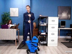 美女, ぽっちゃり, デカチン, フェラチオ, 足コキ, オフィス, オッパイの, のぞき