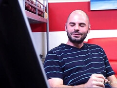 Rondborstig, Sperma shot, Lul, Hardcore, Hd, Moeder die ik wil neuken, Student, Tieten likken