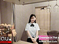 Eerste keer, Huisgemaakt, Gezichtspunt, Openbaar, Schoolmeisje, Student, Tiener, Thais