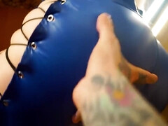 In den arsch, Grosser arsch, Grosse titten, Blondine, Kehlenfick, Hundestellung, Hd, Milf
