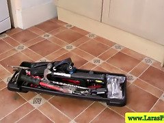 Mamada, Británico, Látex, Lencería, Maduro, Madres para coger, Coño, Medias largas