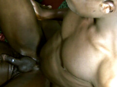 Amateur, Anal, Sucer une bite, Gorge profonde, Homosexuelle, Branlette thaïlandaise, Orgasme, Maigrichonne
