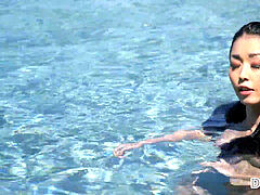 アジア人, デカチン, 黒人, フェラチオ, アウトドア, フェラする