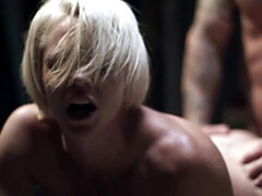 Grote kont, Grote lul, Blond, Pijpbeurt, Hondjeshouding, Moeder die ik wil neuken, Kort haar, Tieten likken